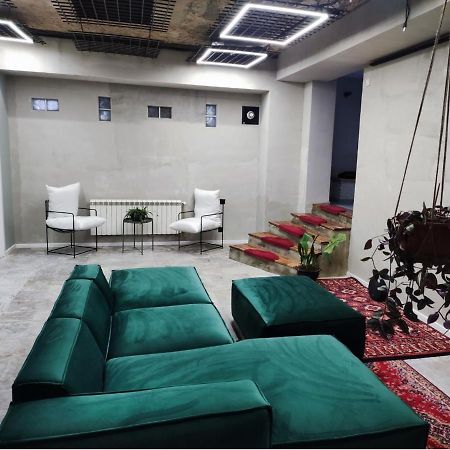 Shared Flat In An Artists District Pikris Gora Διαμέρισμα Τυφλίδα Εξωτερικό φωτογραφία
