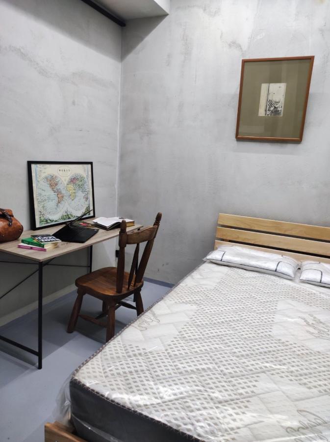 Shared Flat In An Artists District Pikris Gora Διαμέρισμα Τυφλίδα Εξωτερικό φωτογραφία