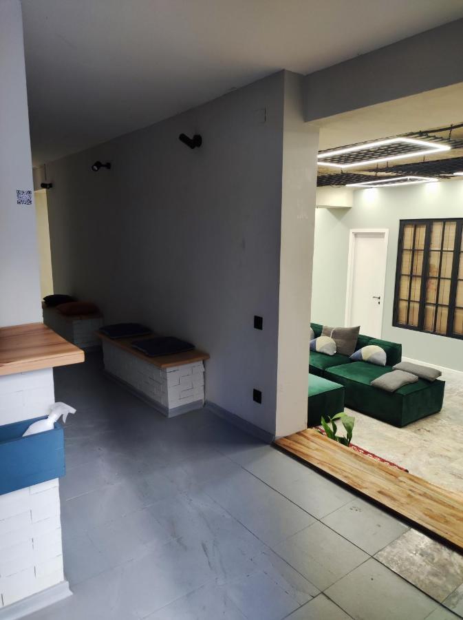 Shared Flat In An Artists District Pikris Gora Διαμέρισμα Τυφλίδα Εξωτερικό φωτογραφία